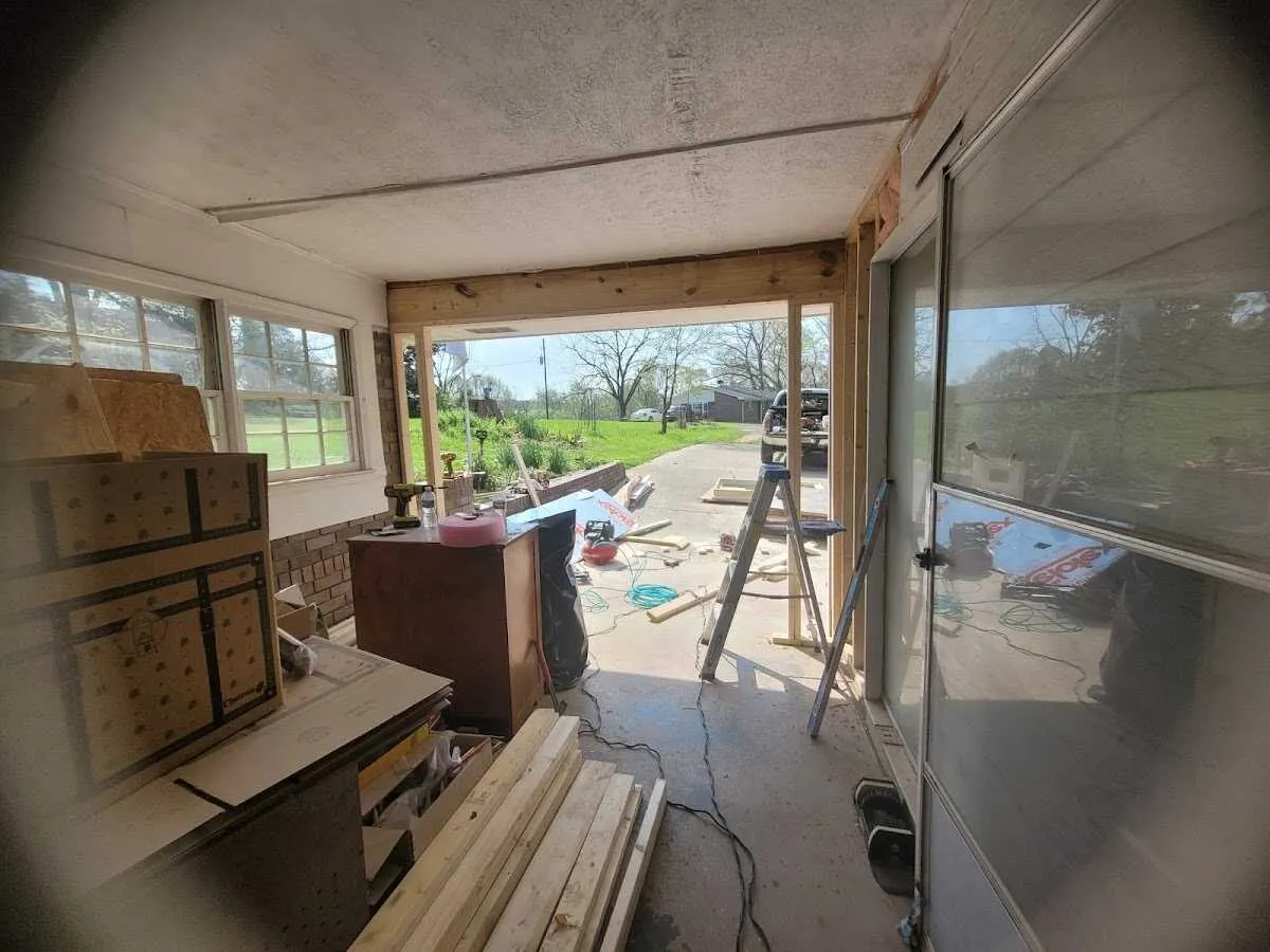 Air movers and dehumidifier for Drying & Dehumidification in Niceville